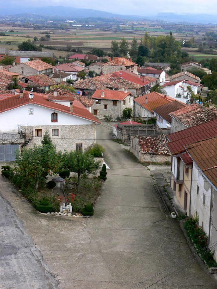 Hotel Rural La Torre De Bisjueces Luaran gambar
