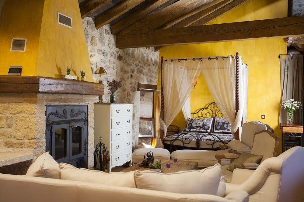 Hotel Rural La Torre De Bisjueces Luaran gambar